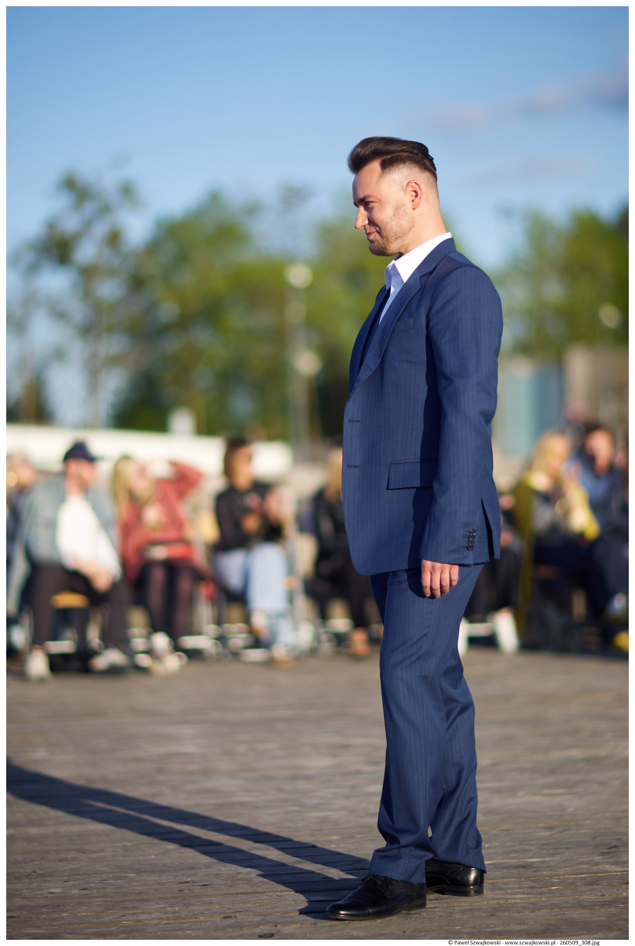 Azure Élite Suit