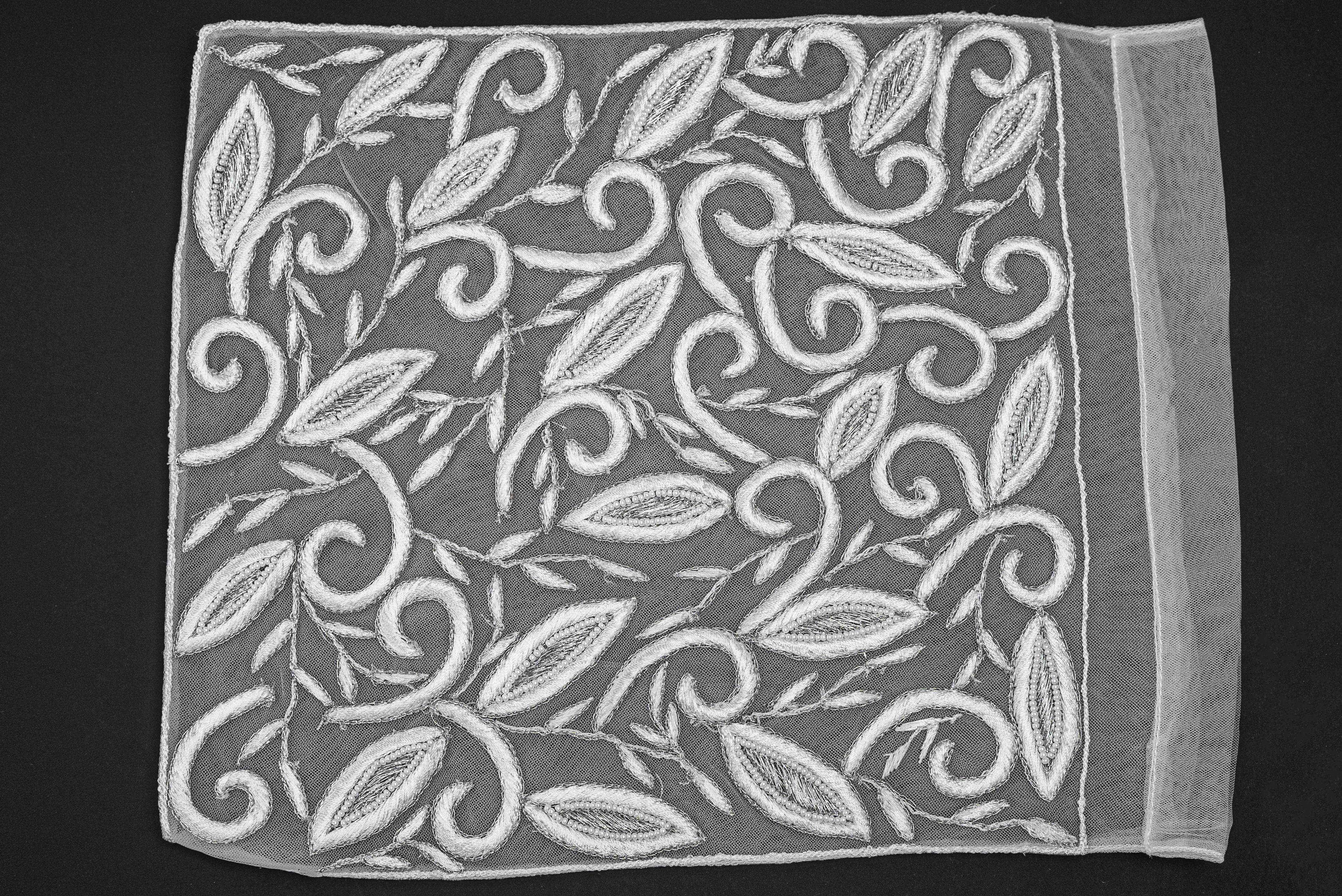 BAROQUE VINE EMBROIDERY TULLE