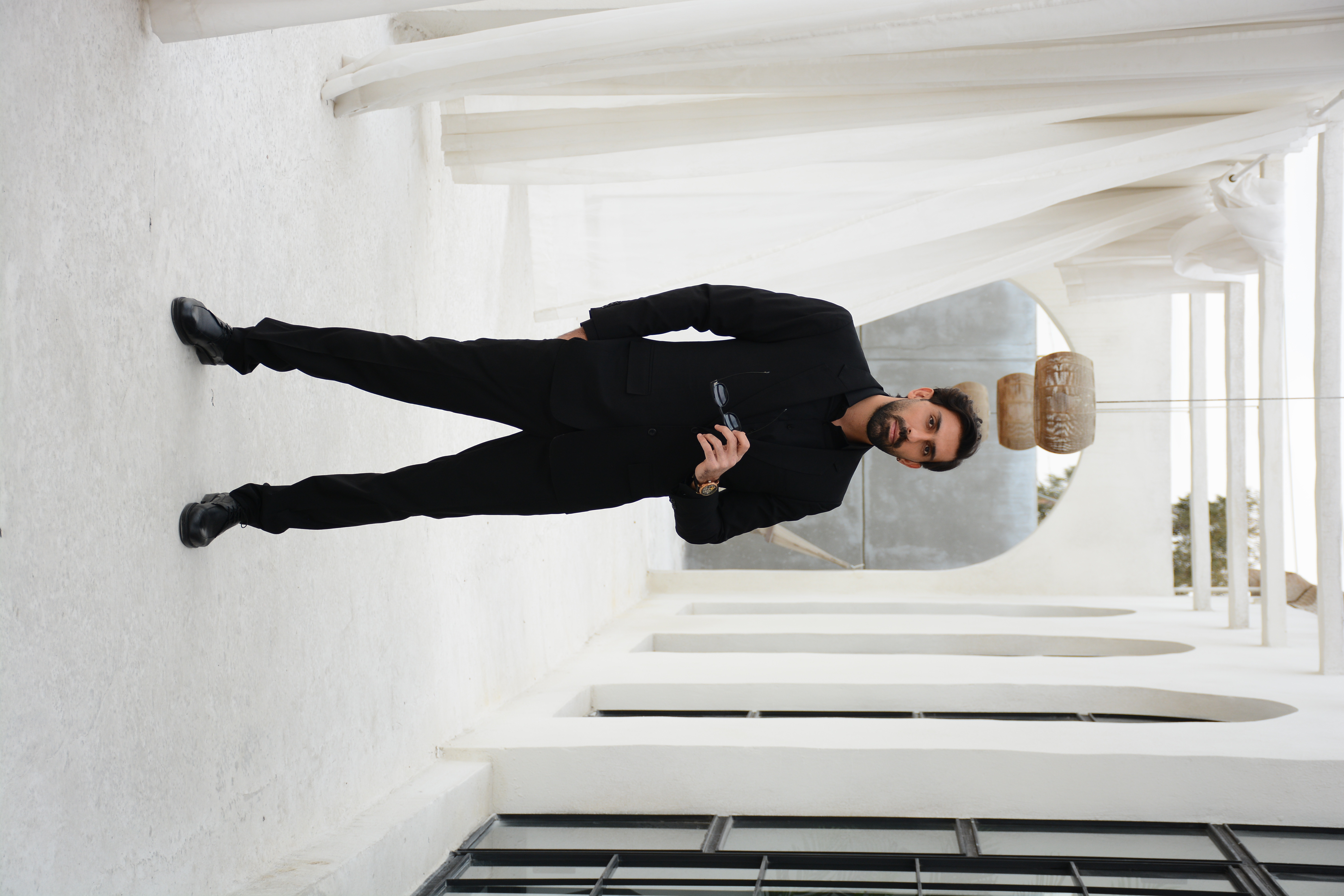 BLACK SLIM-FIT FORMAL SUIT