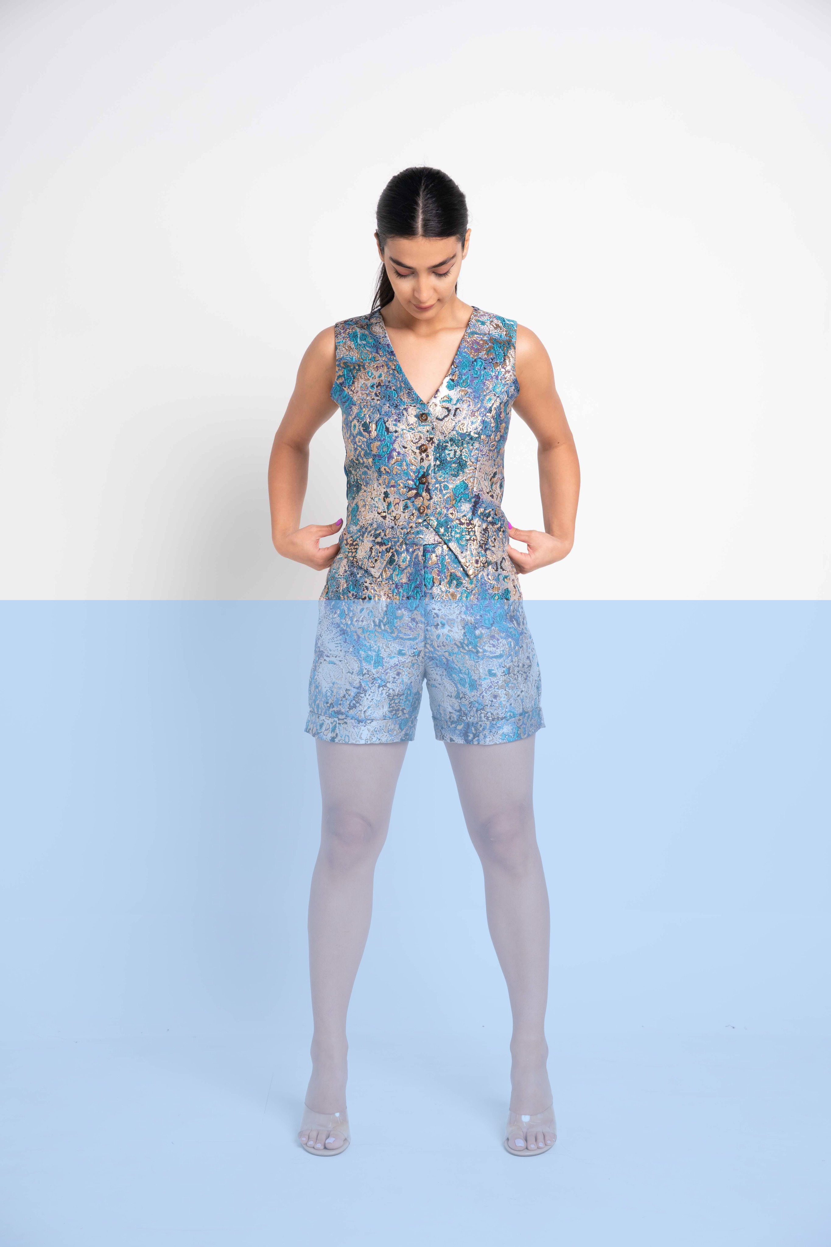 BROCADE V-NECK SLEEVELESS VEST