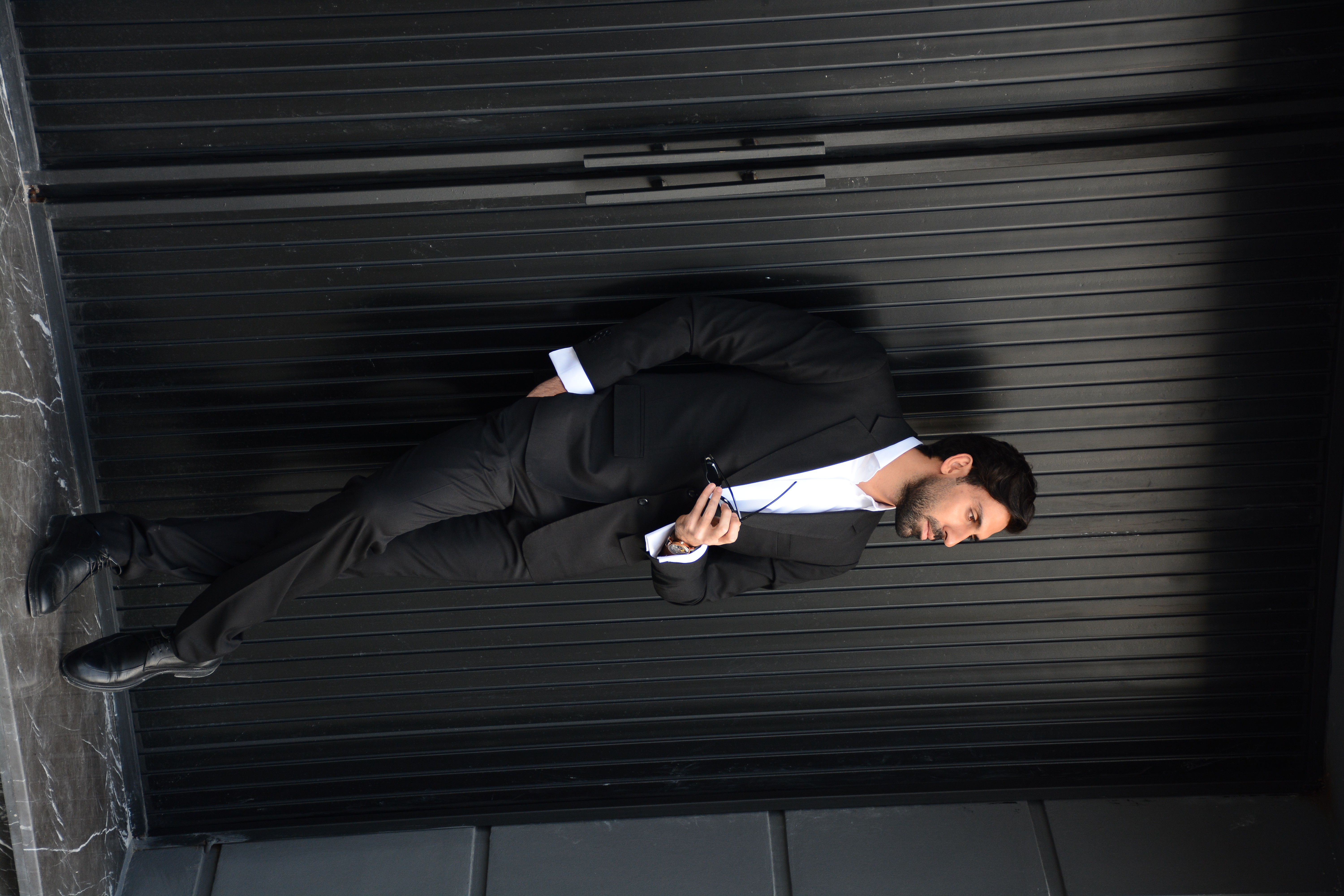 CLASSIC BLACK SLIM-FIT FORMAL SUIT