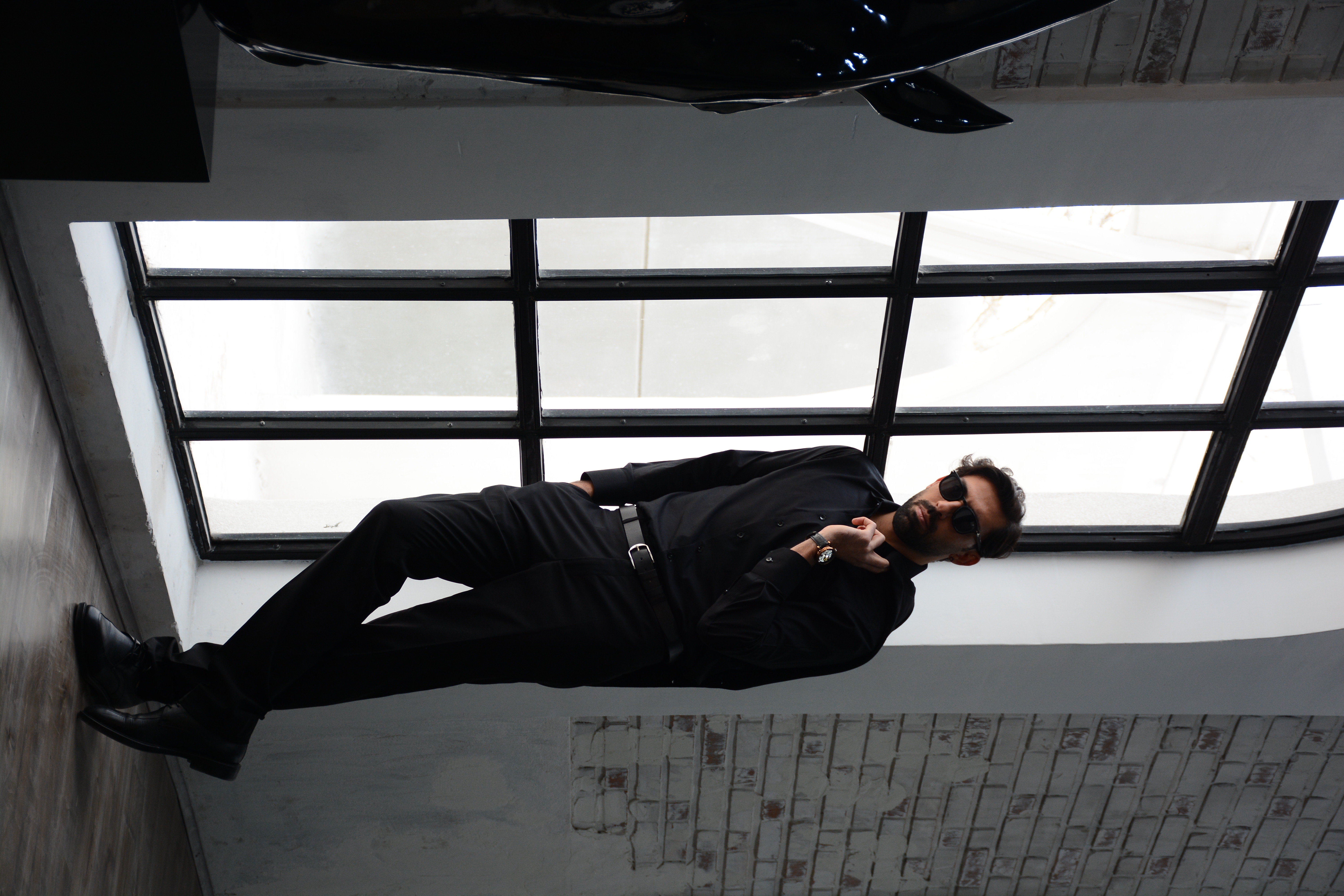 CLASSIC BLACK TAILORED SUIT