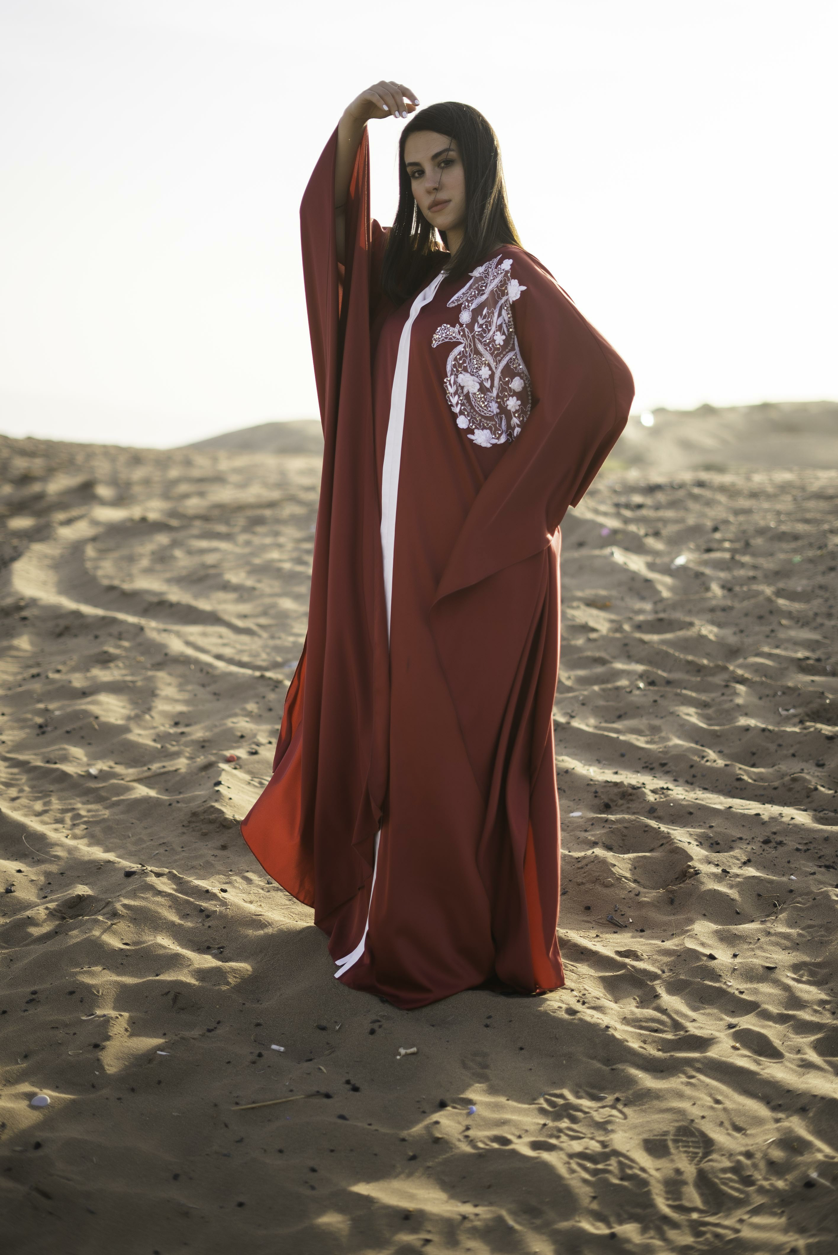 CRIMSON EMBRACE KAFTAN