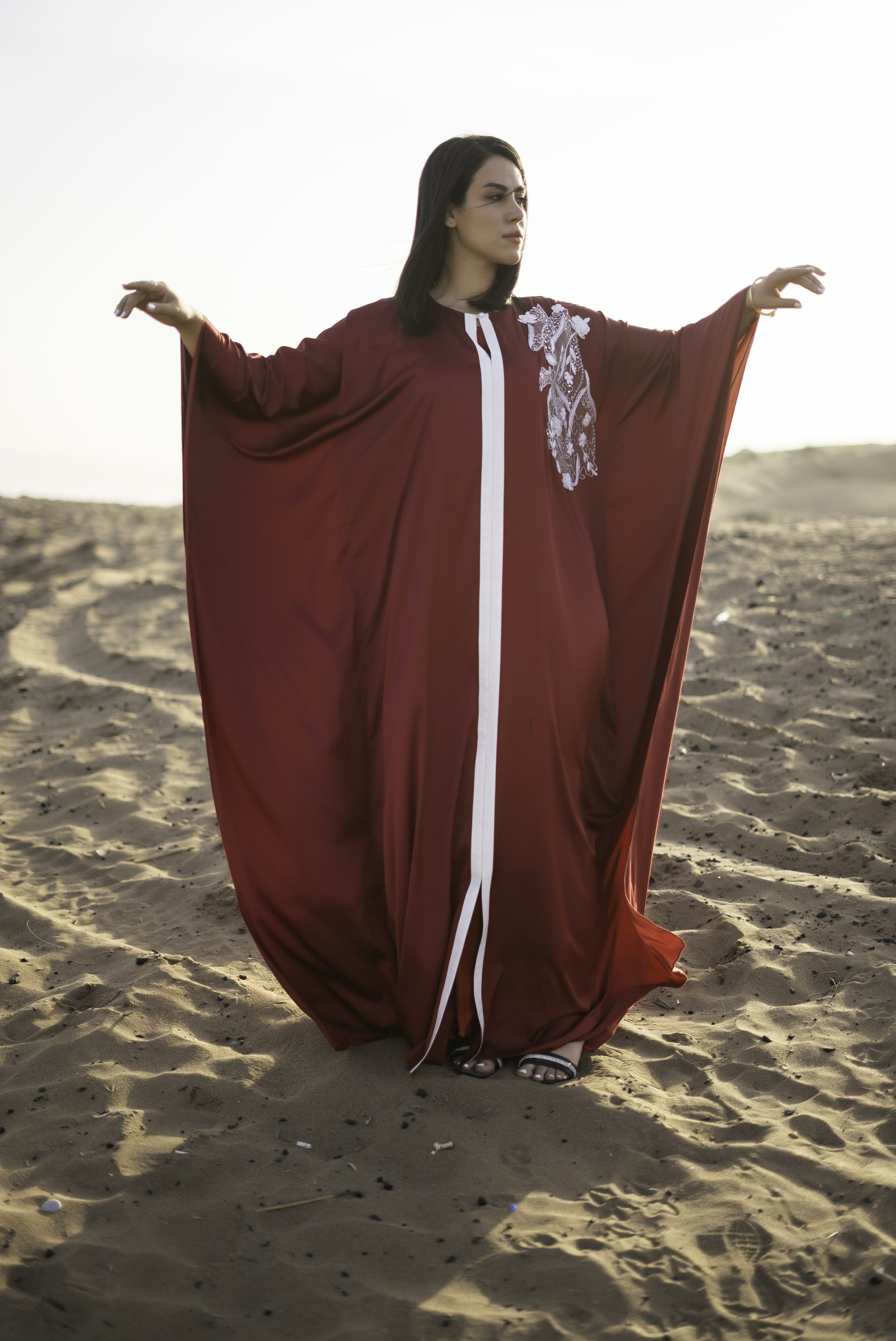 CRIMSON EMBRACE KAFTAN
