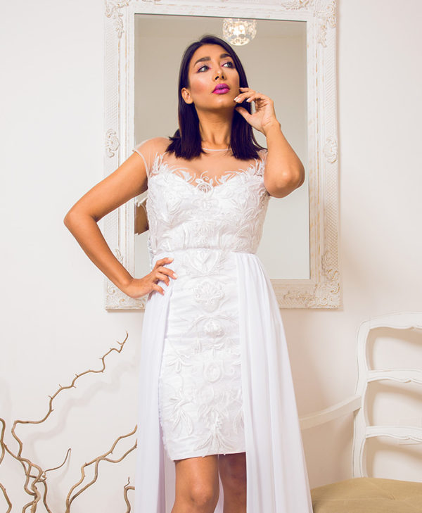 LACE MINI WITH OVERSKIRT