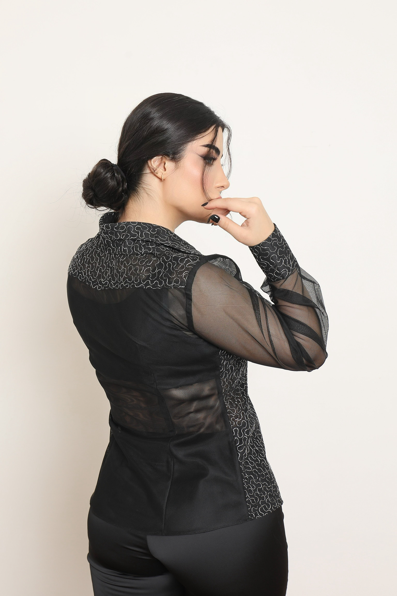 MIDNIGHT ELEGANCE BLOUSE