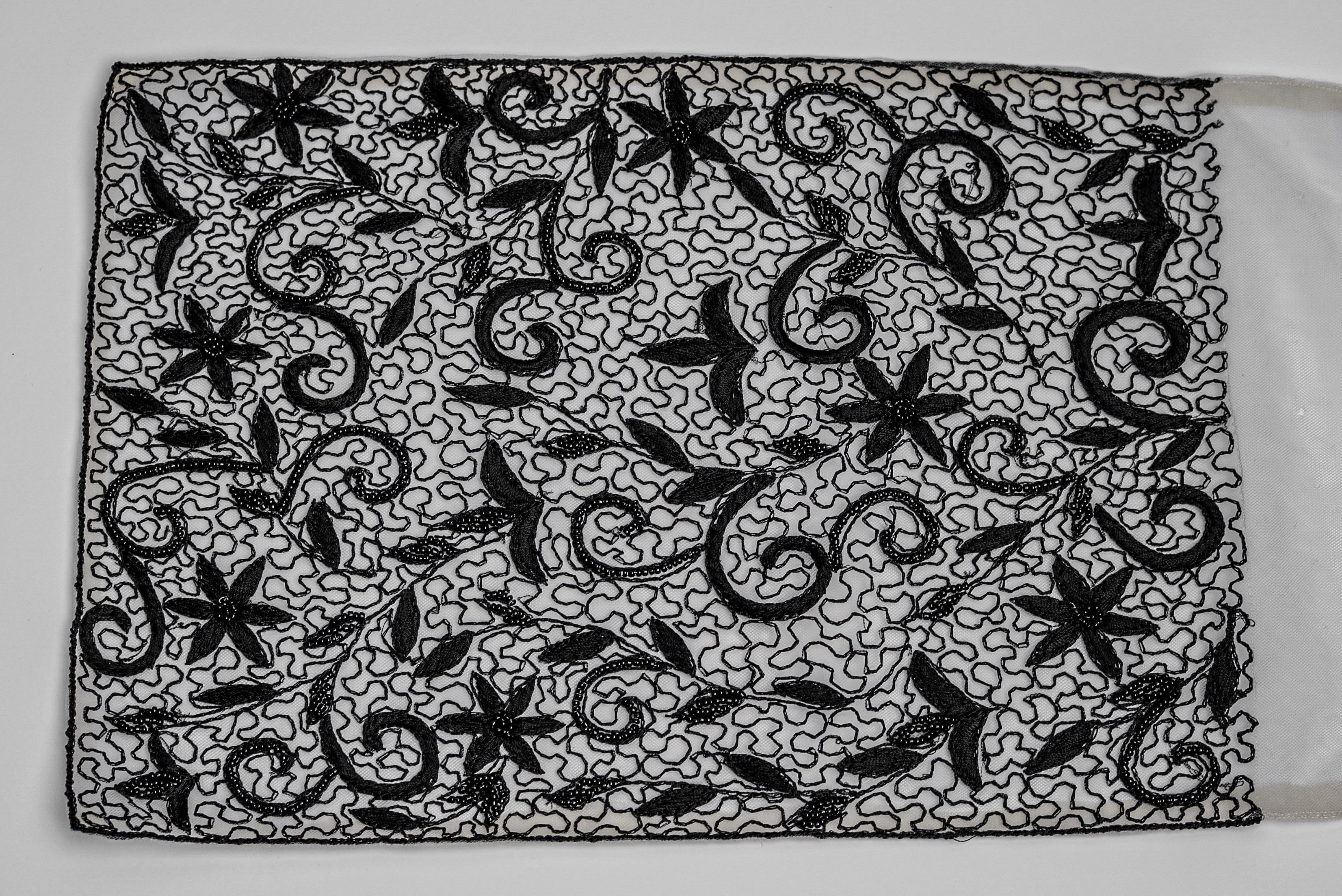 NOIR BAROQUE EMBROIDERED TULLE