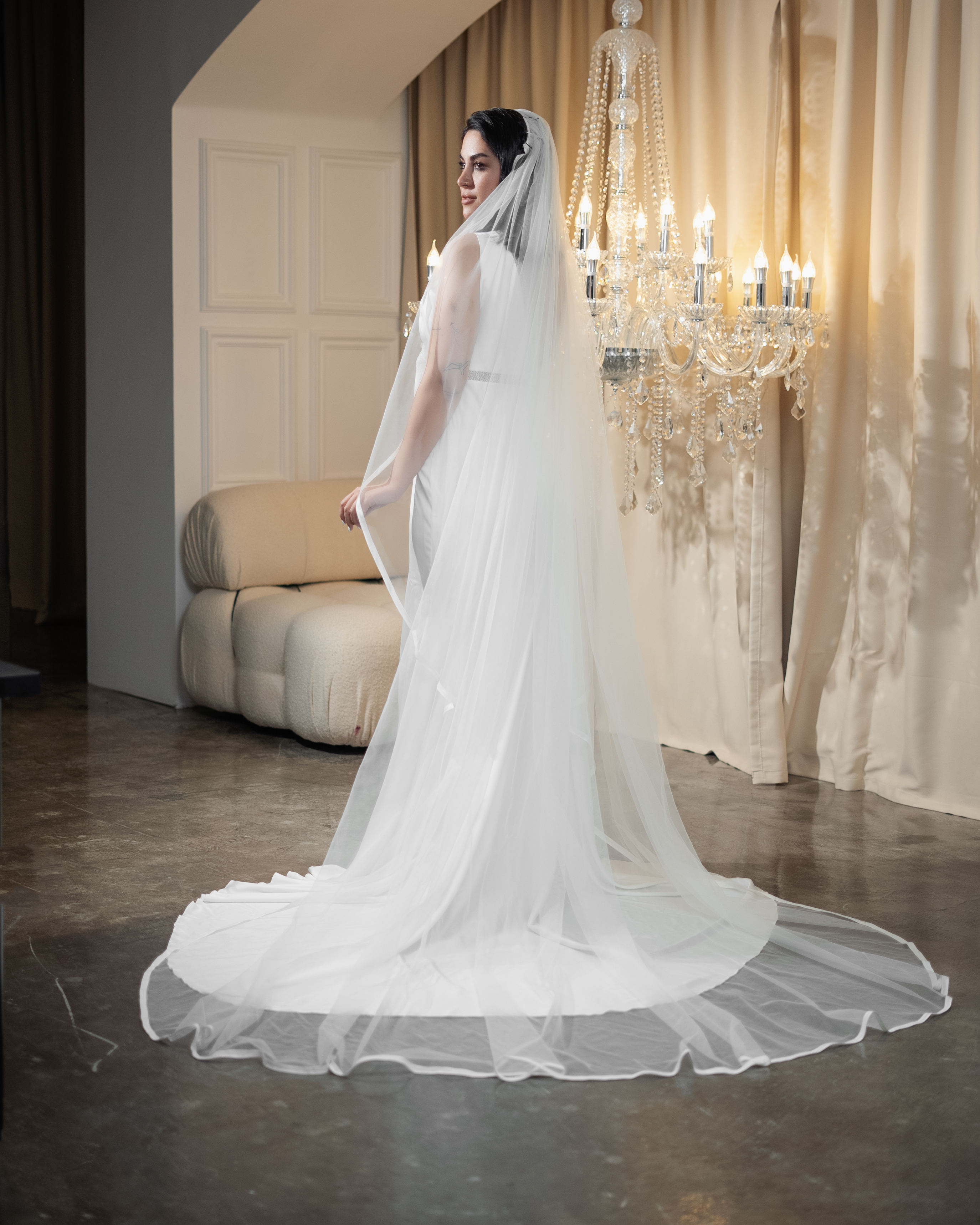 MINIMALIST CHAPEL VEIL