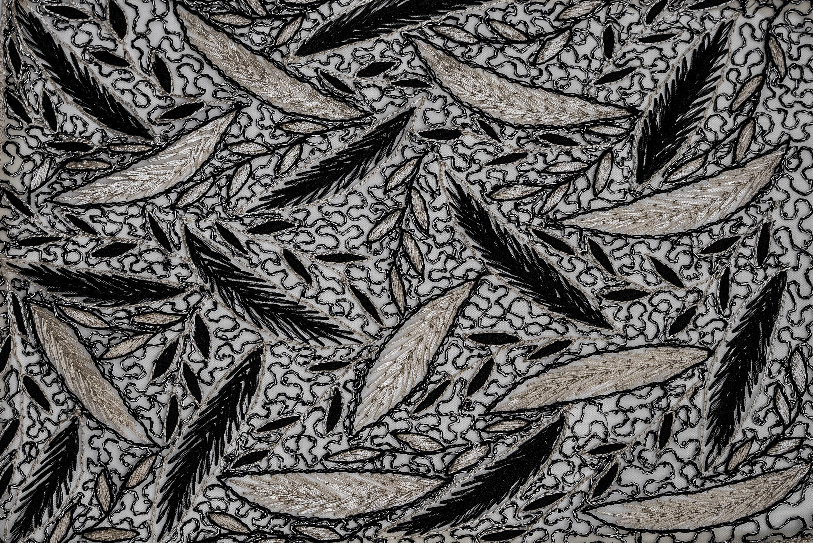 NOIR AURUM LEAF EMBROIDERY