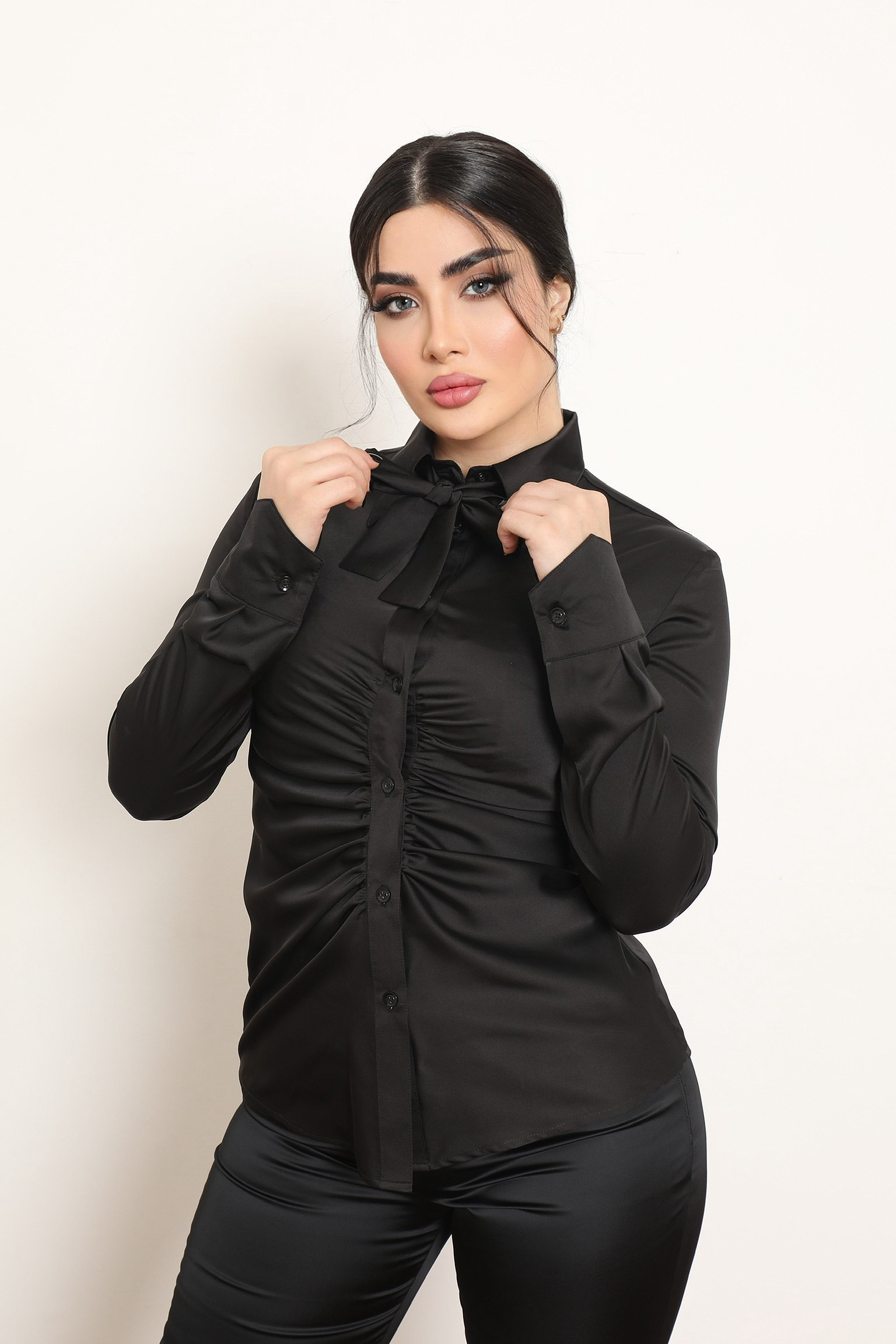 NOIR CHIC BOW BLOUSE