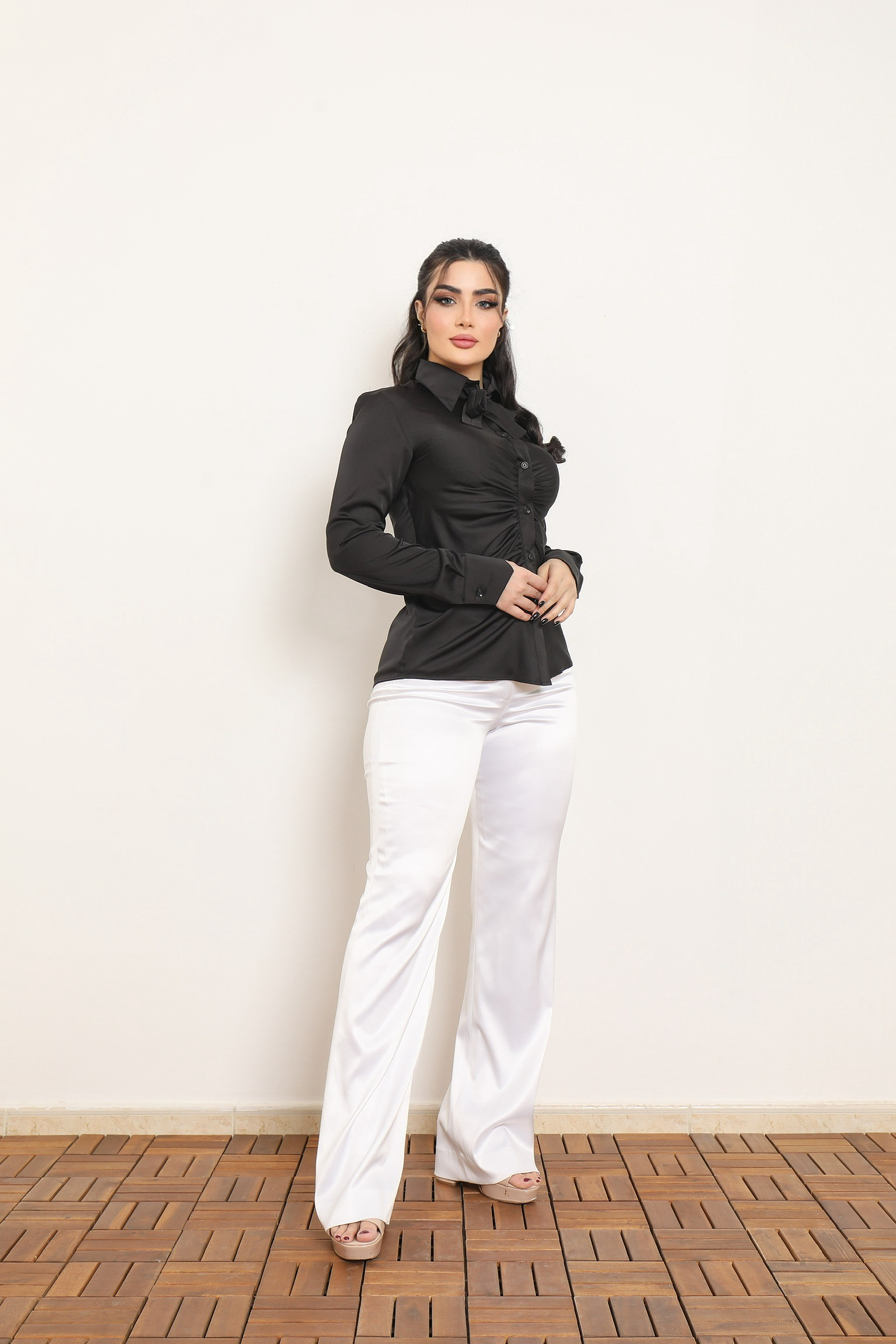 NOIR CHIC BOW BLOUSE