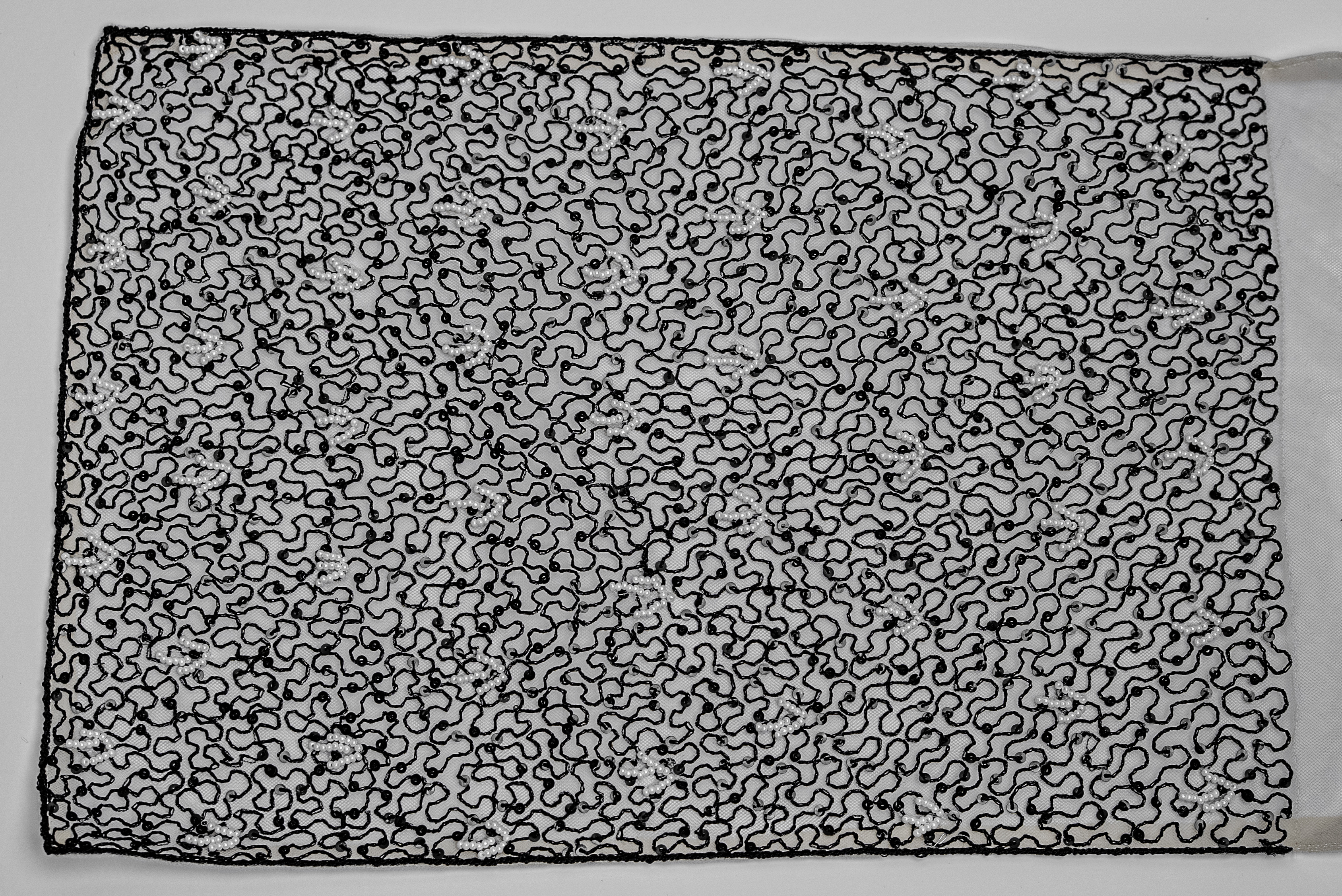 NOIR PEARL EMBROIDERED MESH