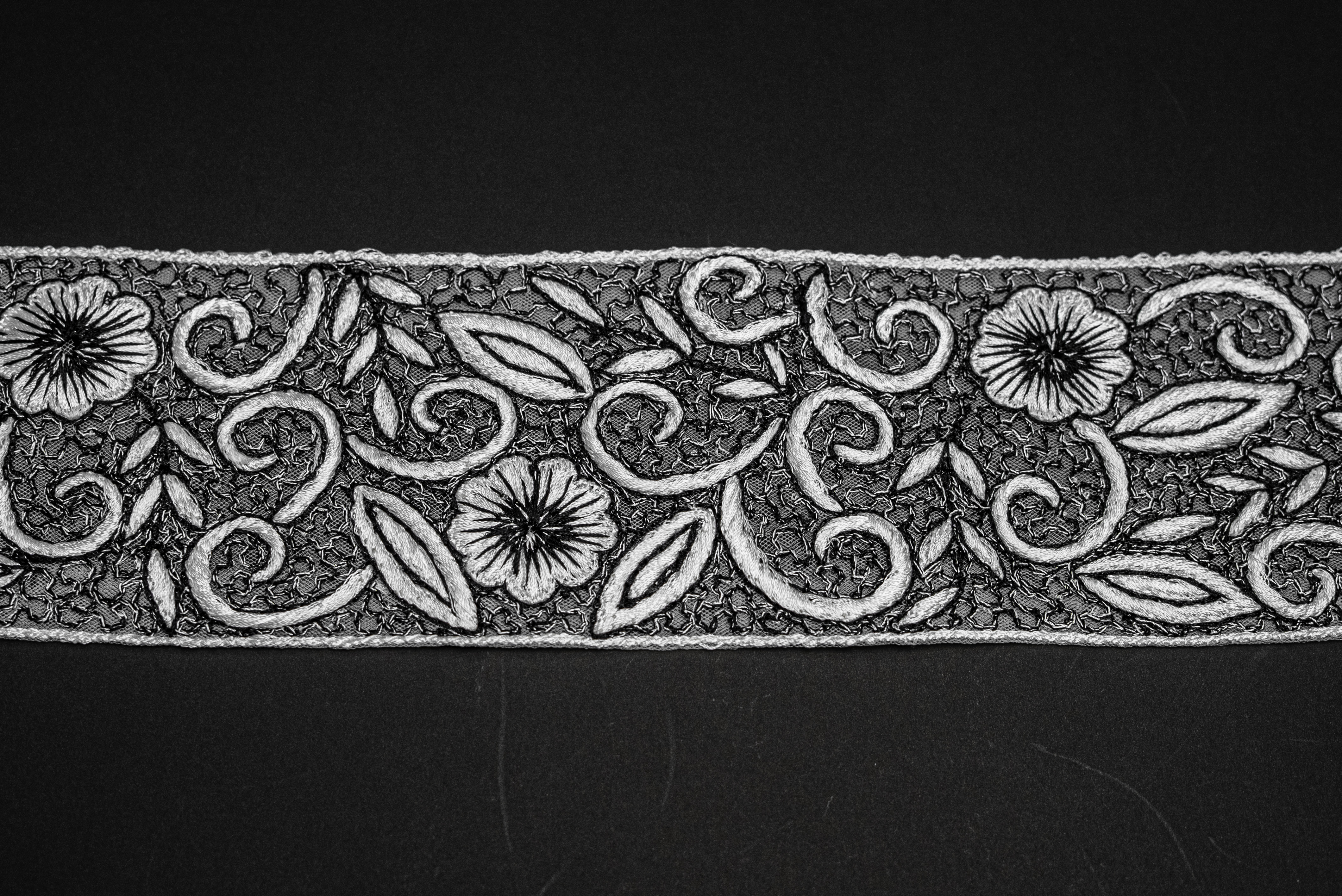 ORNATE VINE EMBROIDERED LACE TRIM