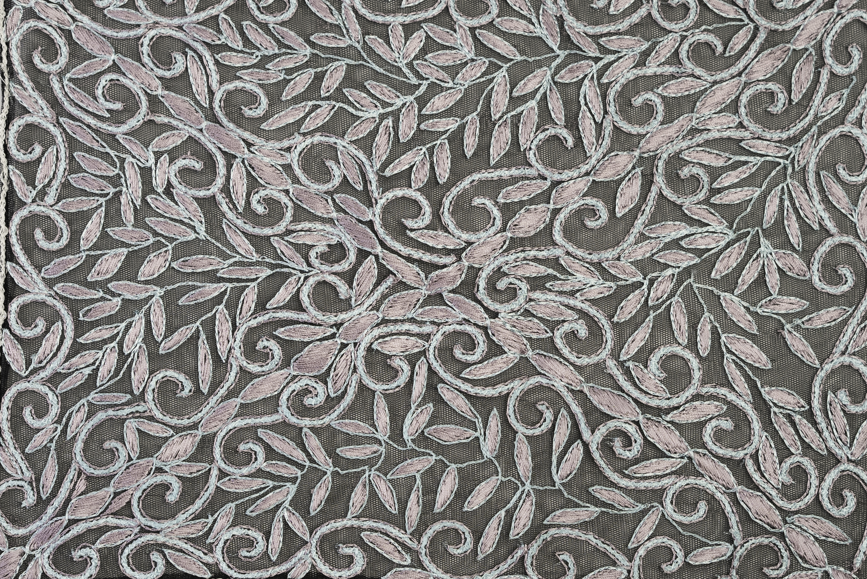 PASTEL VINE EMBROIDERED MESH