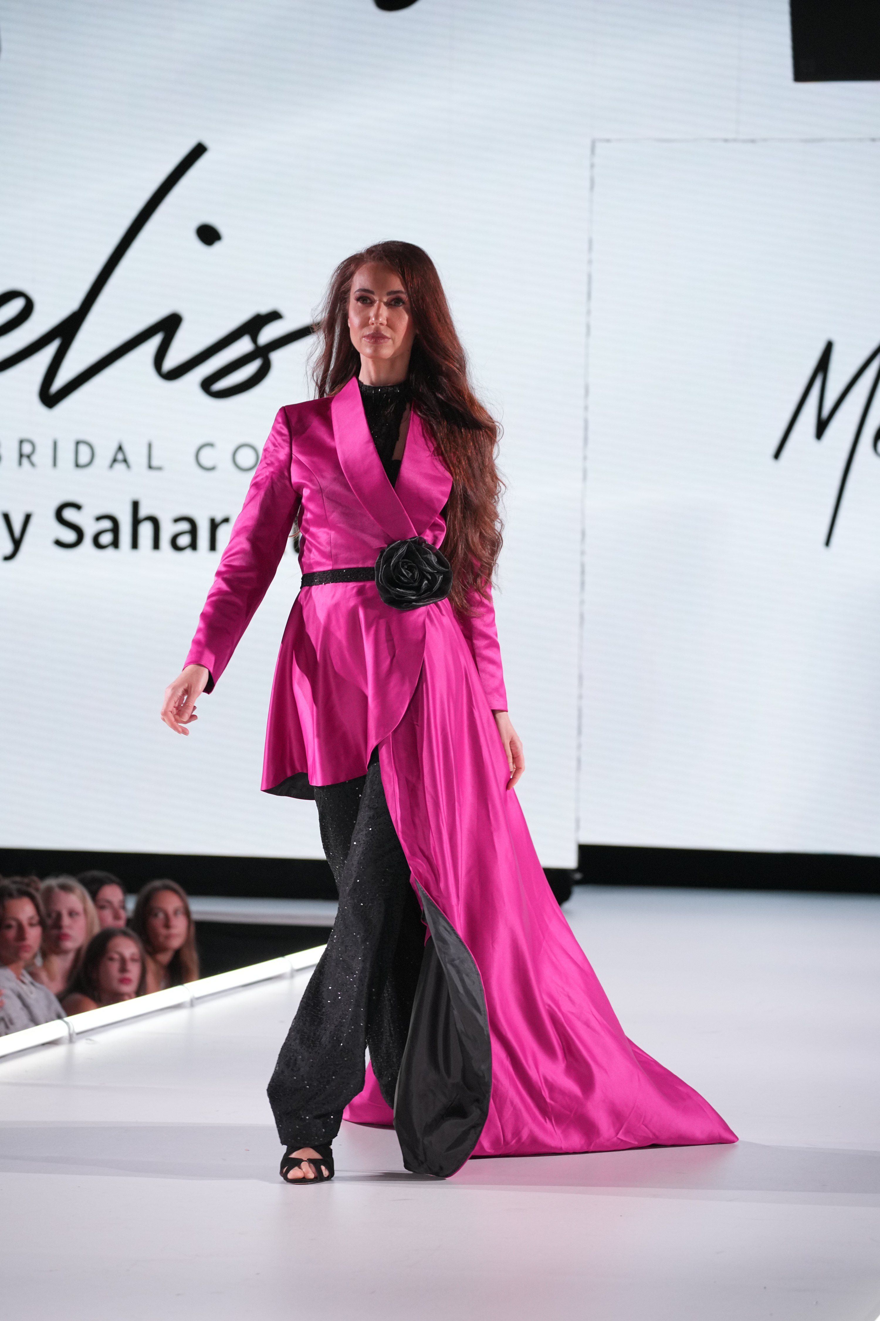 ROYAL GLAM RENAISSANCE