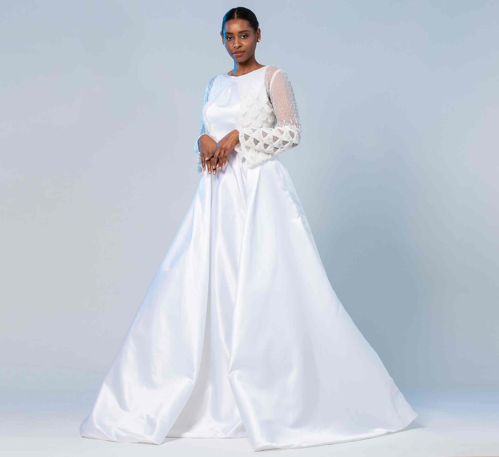 SCALLOPED LACE BALL GOWN