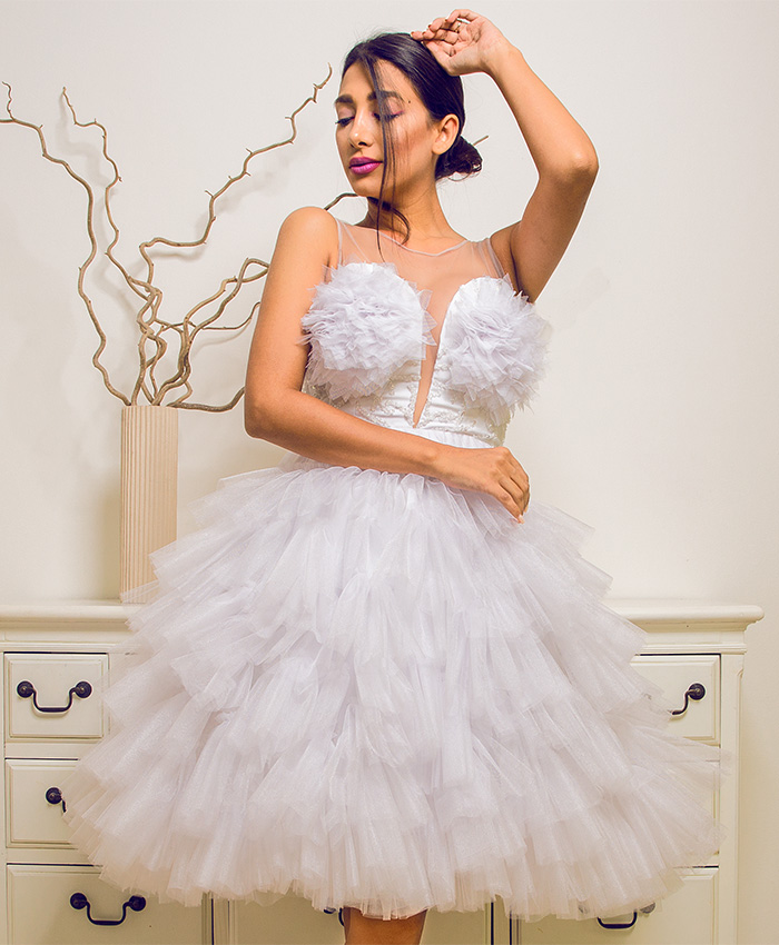 SHORT TULLE FEATHER GOWN