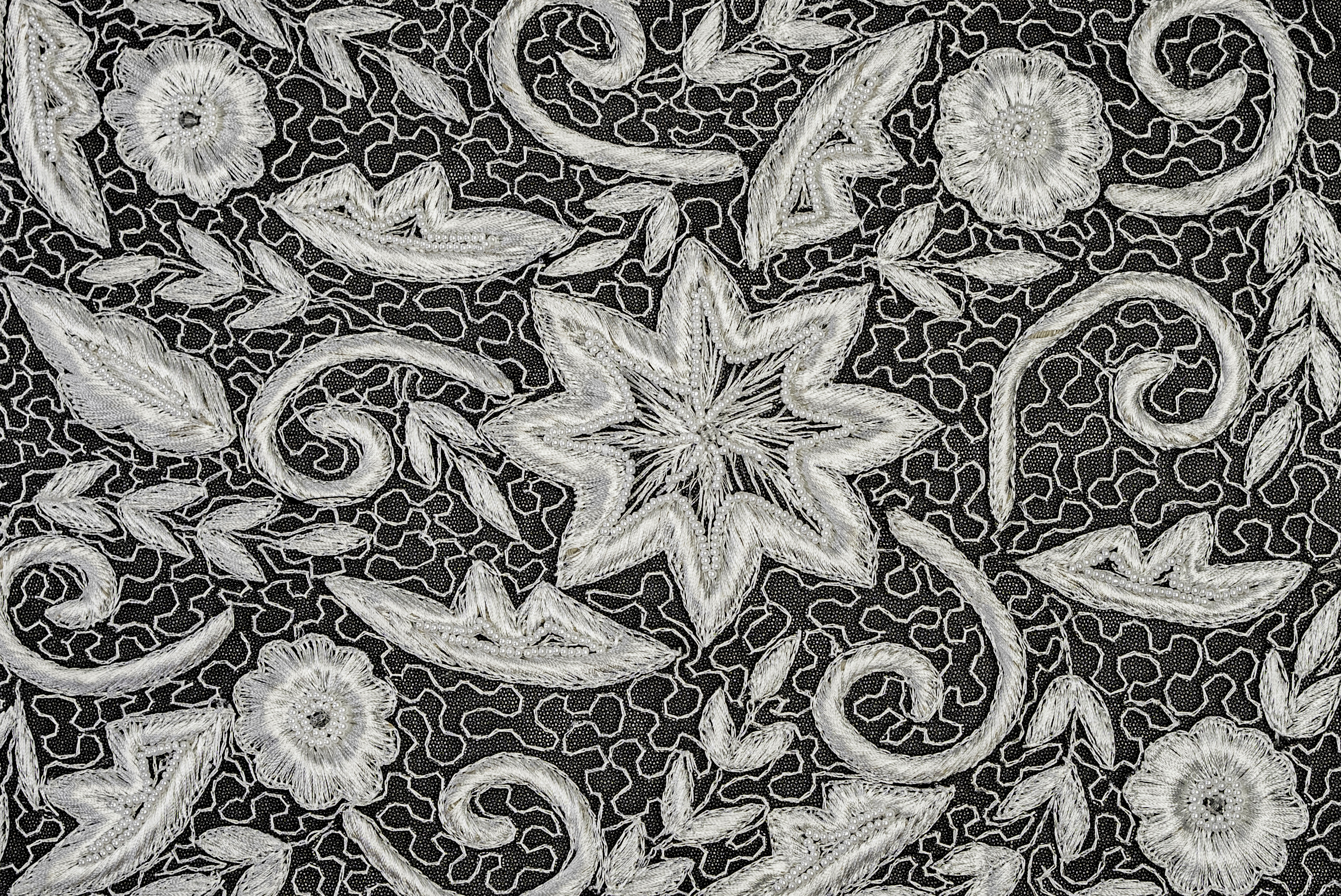 STAR BLOOM FLORAL EMBROIDERED MESH