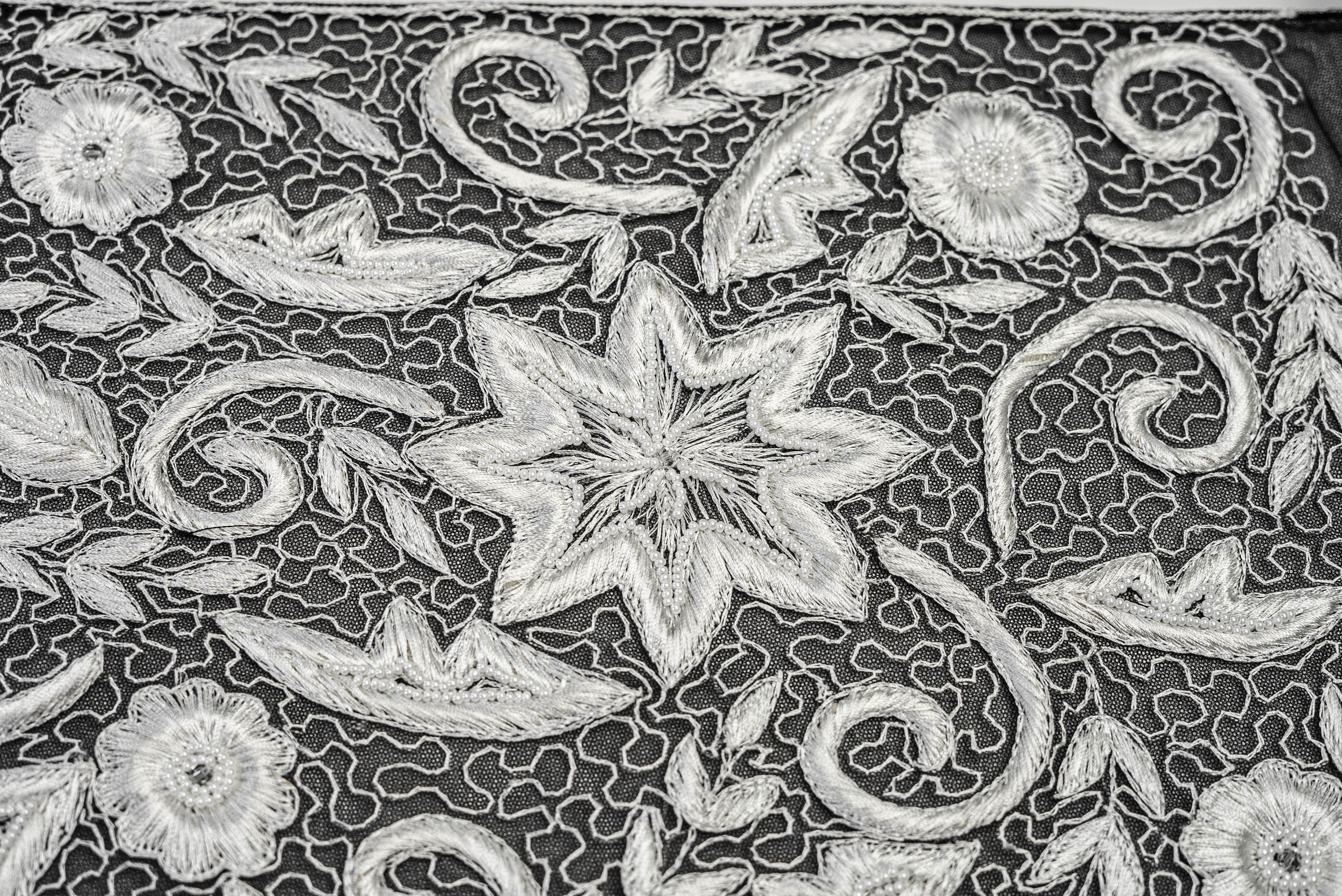 STAR BLOOM FLORAL EMBROIDERED MESH