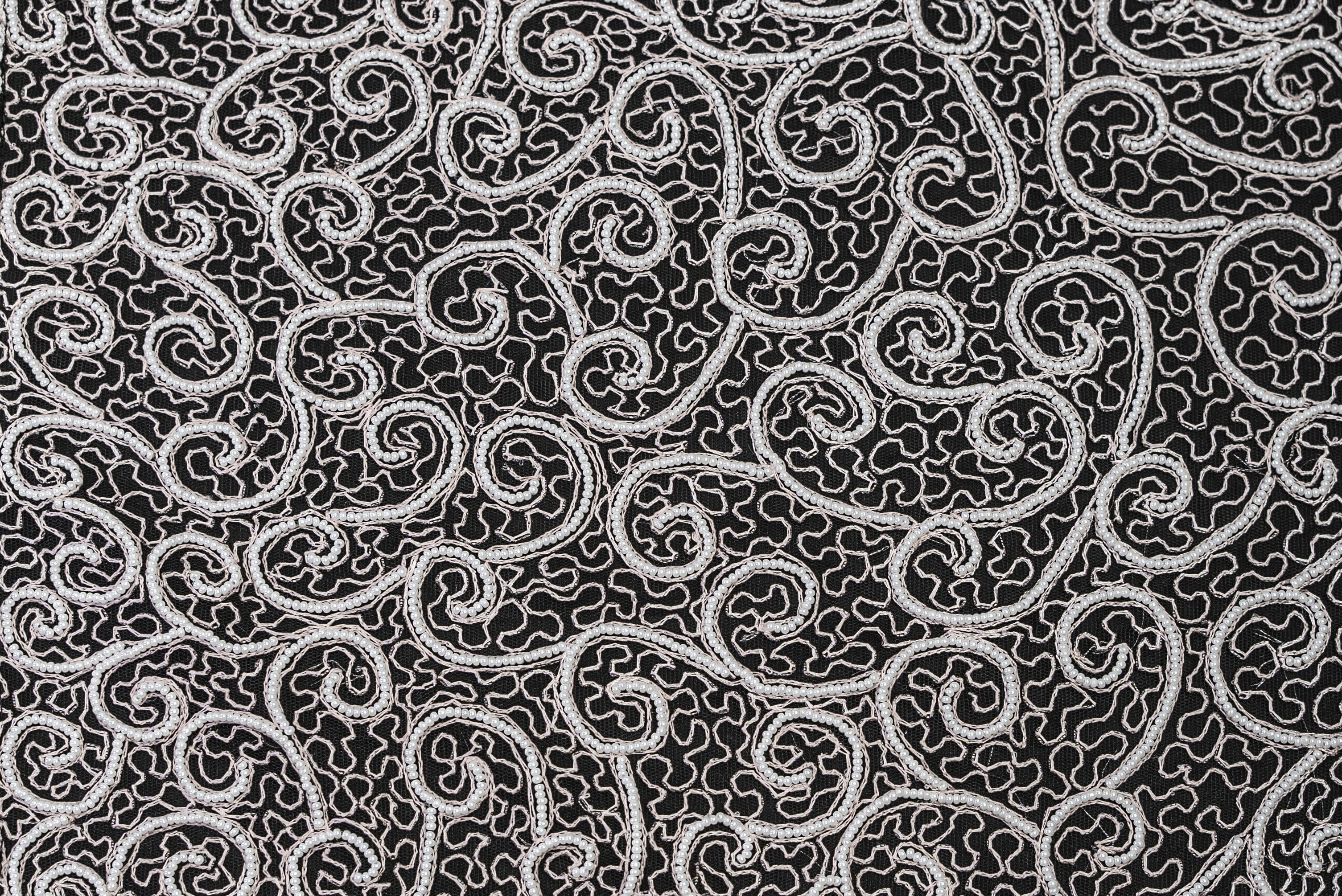 SWIRL LACE EMBROIDERY TULLE