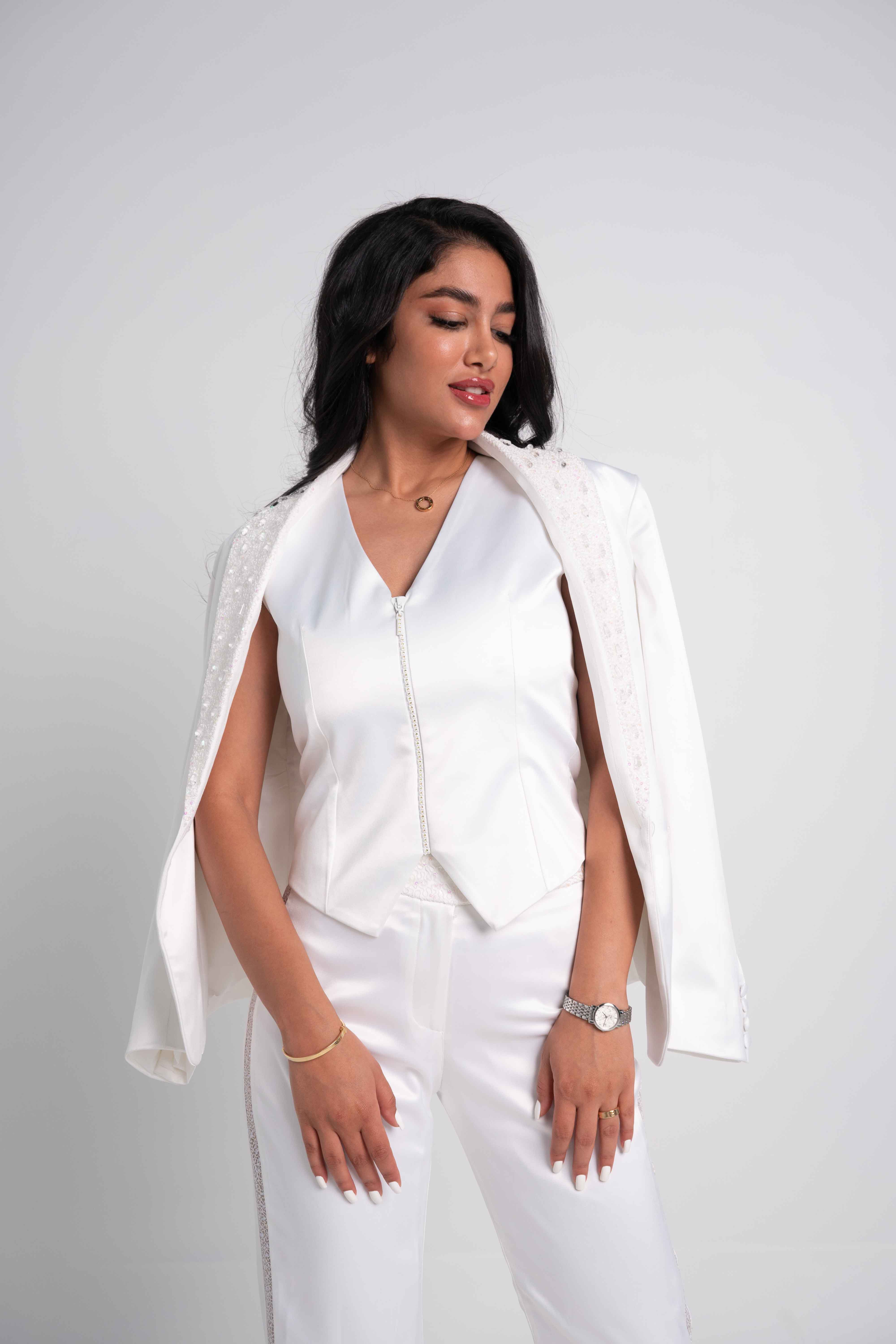 V-NECK ZIP-FRONT POINTED-HEM VEST